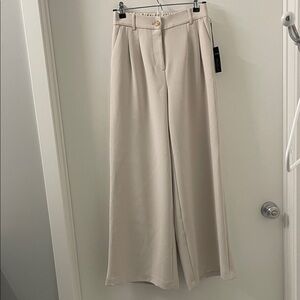 LOFT Versa seasonless stretch double pleat wide leg pant. NWT!